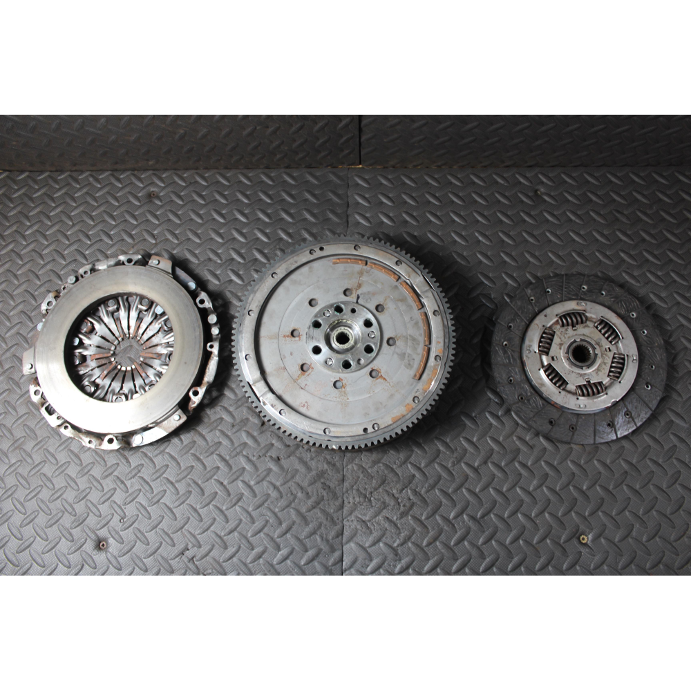46335617 KIT VOLANO E FRIZIONE ALFA ROMEO GIULIA 2 (952)(2015 >) 2.2MJET