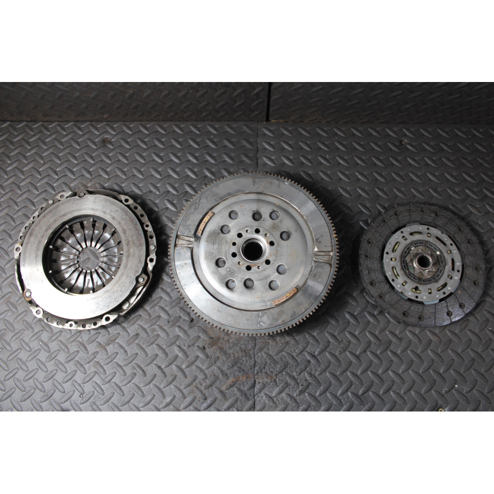 55599020 KIT VOLANO E FRIZIONE ASTRA J OPEL MOKKA /(J13)(2012 >) 1.4 A14NET