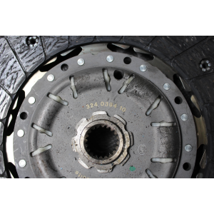 324039410 415024110  KIT VOLANO E FRIZIONE GRANDE PUNTO FIAT SEDICI (FY)(2006-2014) 1.9MJET