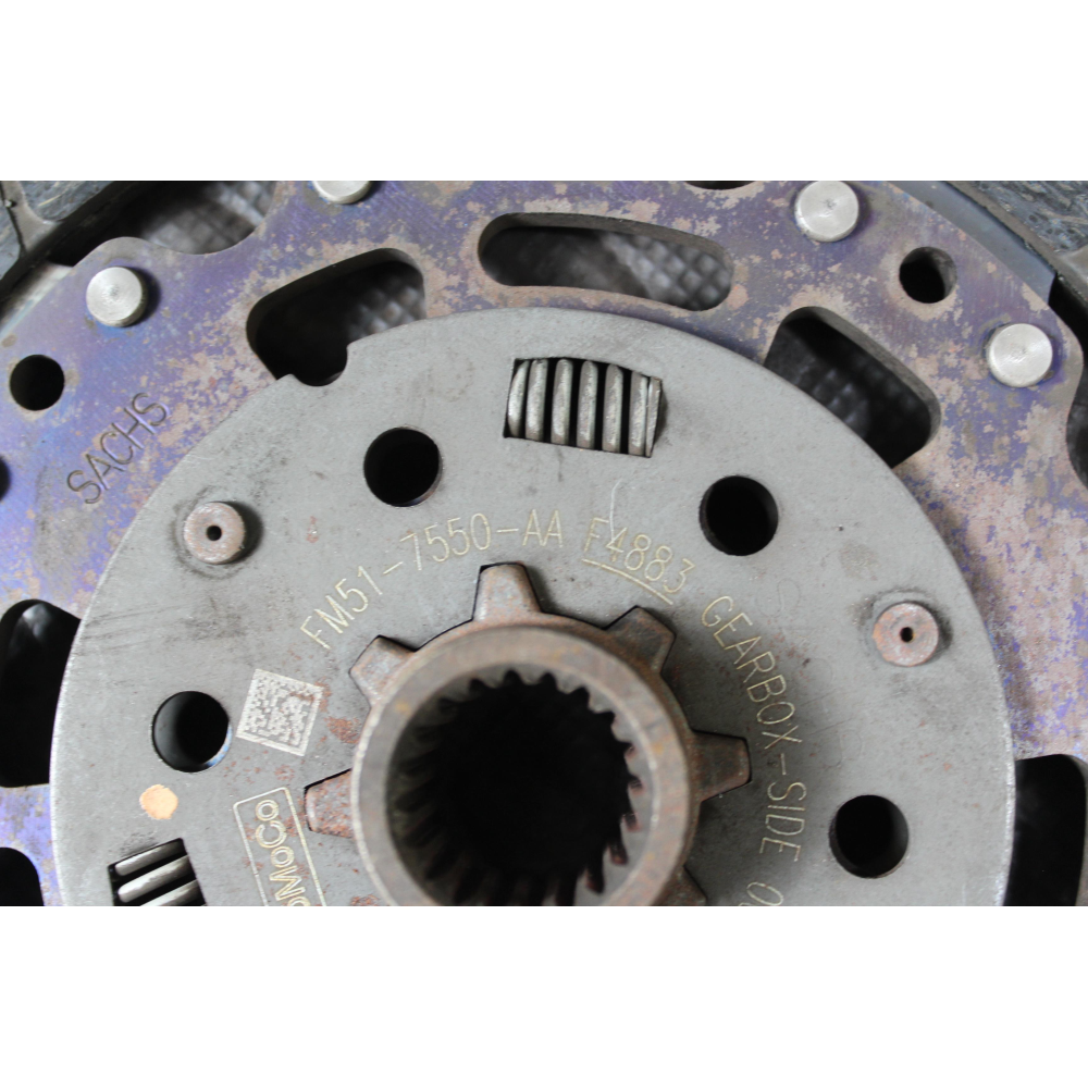 FM51-7550-AA FM51-6477-DD KIT VOLANO E FRIZIONE FORD FOCUS 3 III (2010 >) 1.5 1.5 TDCI