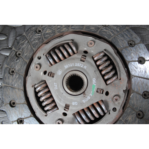 301012572R KIT DISCO FRIZIONE SPINGIDISCO CLIO IV RENAULT KANGOO 2 II (KW0/1)(2008 >) 1.5DCI