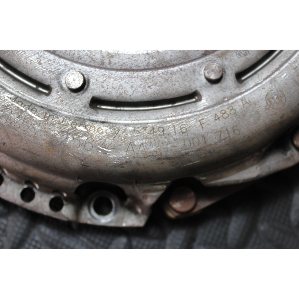 FM51-7550-AA FM51-6477-DD KIT VOLANO E FRIZIONE FORD FOCUS 3 III (2010 >) 1.5 1.5 TDCI