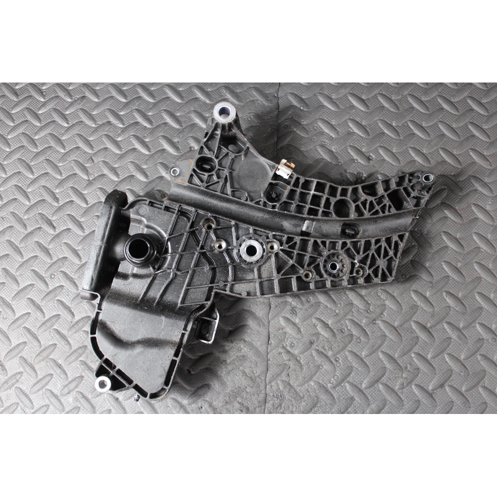 152577731R TAPPO RIEMPIMENTO OLIO MOTORE NISSAN NAVARA (D23)(2015>) 2.3DCI YS23E280