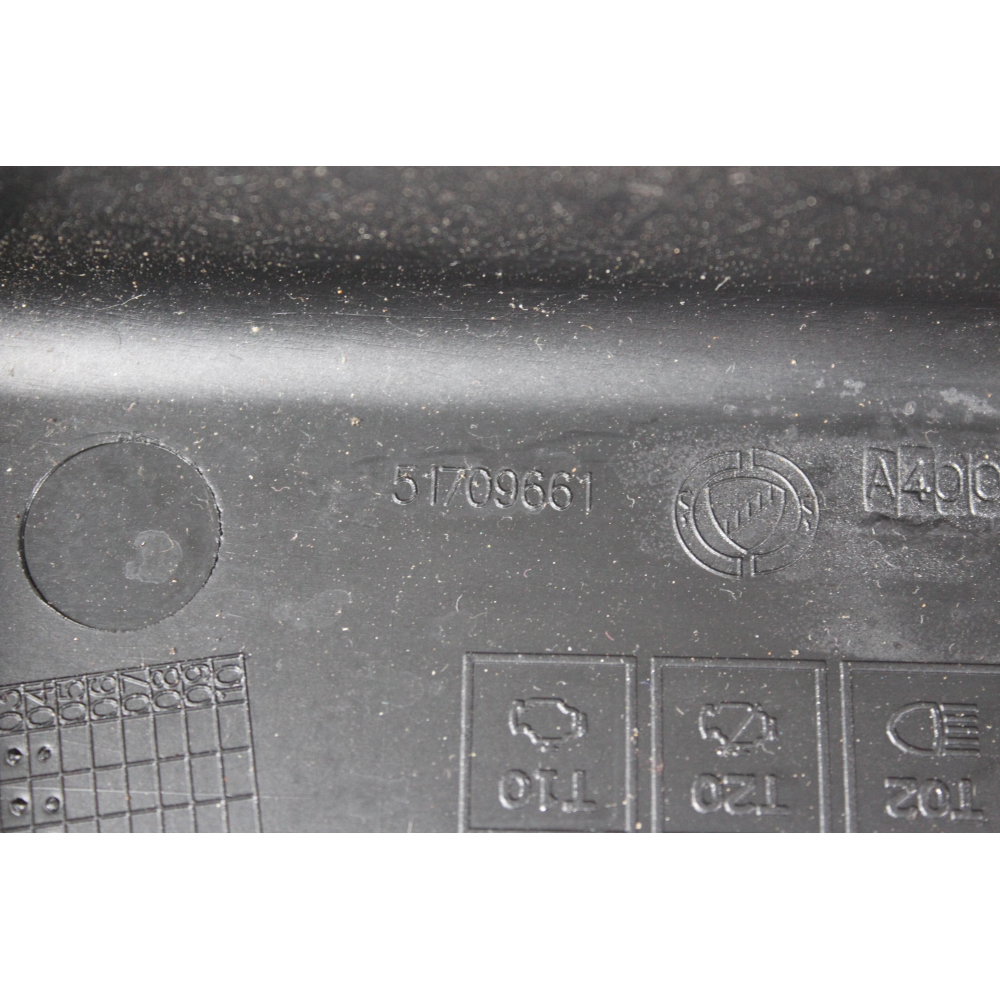 51709661 COVER COPERCHIO COPRI CENTRALINA PORTAFUSIBILI FIAT PANDA 2 (169)(2003-2012) 1.2 60CV 44KW 188A4000