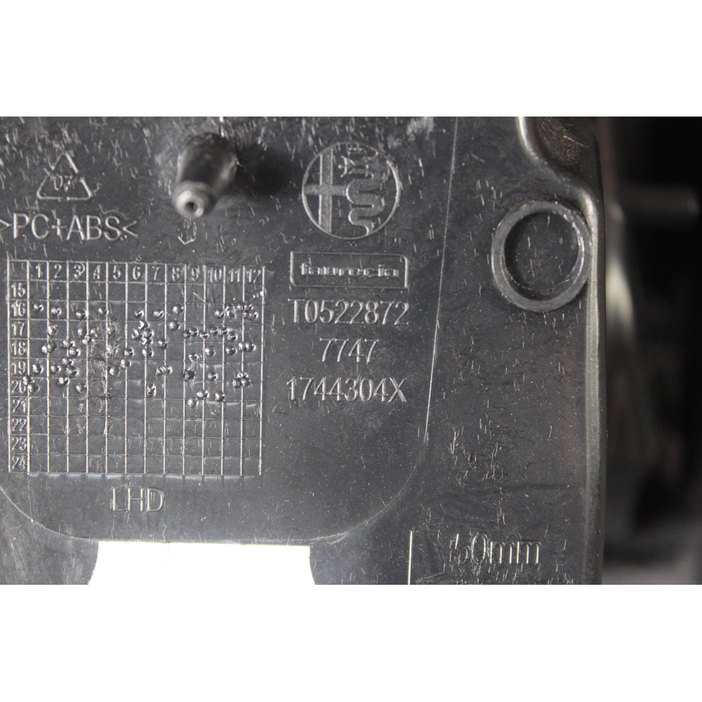 1744304X CASSETTO VANO PORTAOGGETTI SINISTRO ALFA ROMEO STELVIO (949)(2016 >) 2.2 JTDM Q4 190CV 132KW 46346359