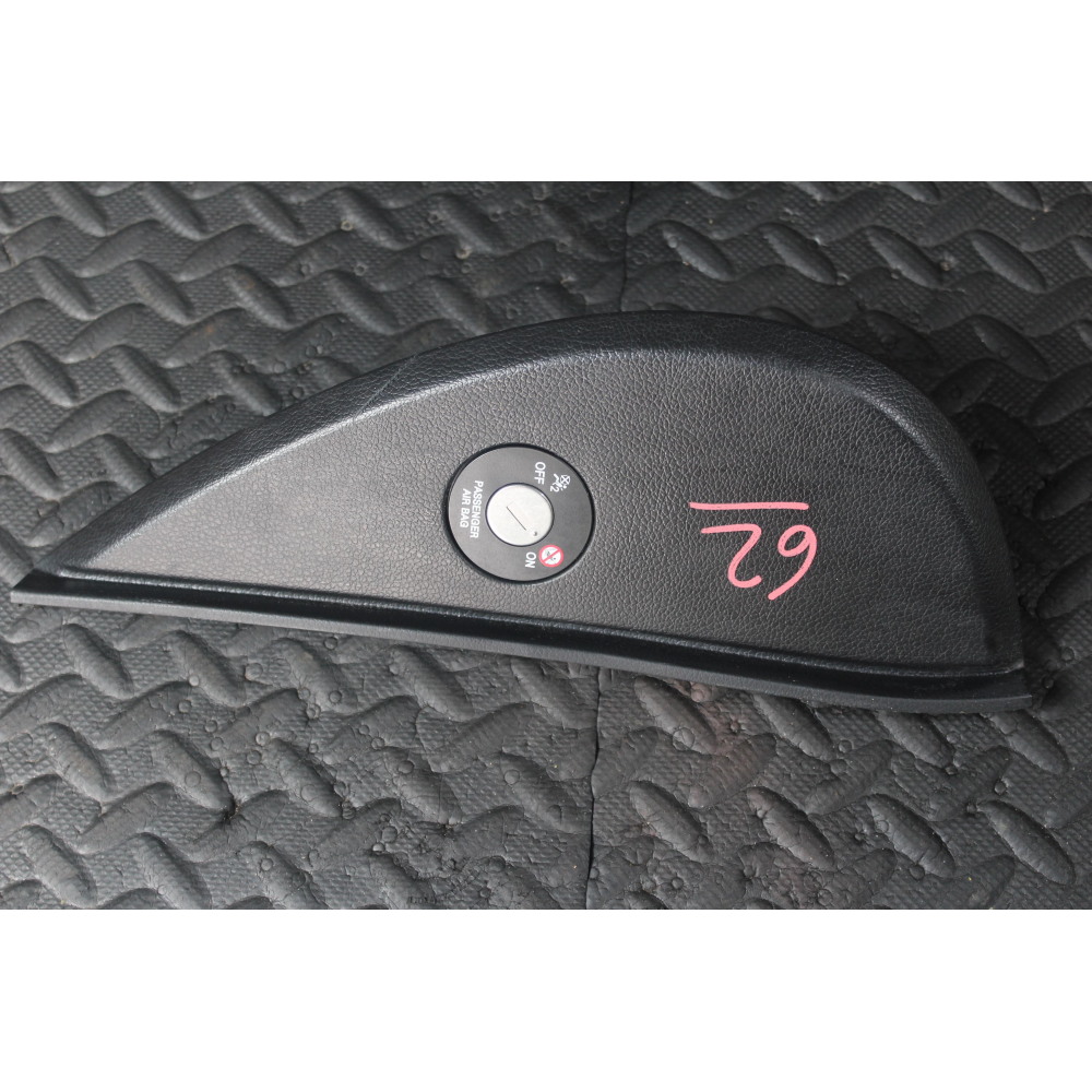 84766-3U000 MODANATURA CRUSCOTTO INF DESTRA KIA SPORTAGE (SL)(2009-2014) 1.7 CRDi 116CV 85KW D4FD