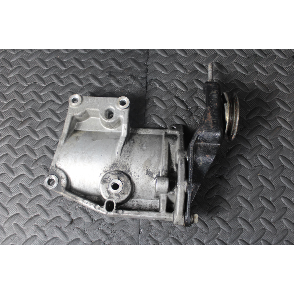 SUPPORTO MOTORE COMPRESSORE CLIMA MITSUBISHI PAJERO SPORT I (K7,K9)(98-08) 2.5TD 4D56