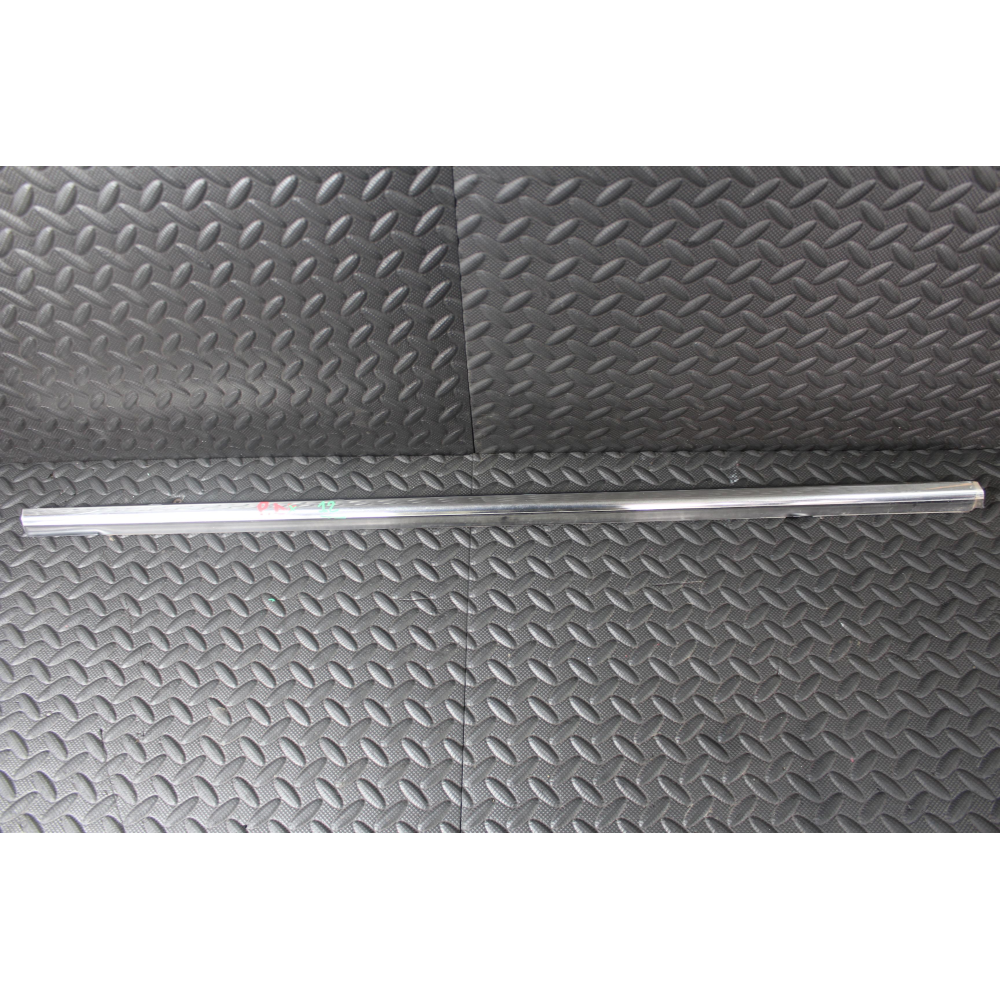 RASCHIAVETRO ESTERNO POSTERIORE DESTRO KIA SPORTAGE (SL)(2009-2014) 1.7 CRDi 116CV 85KW D4FD