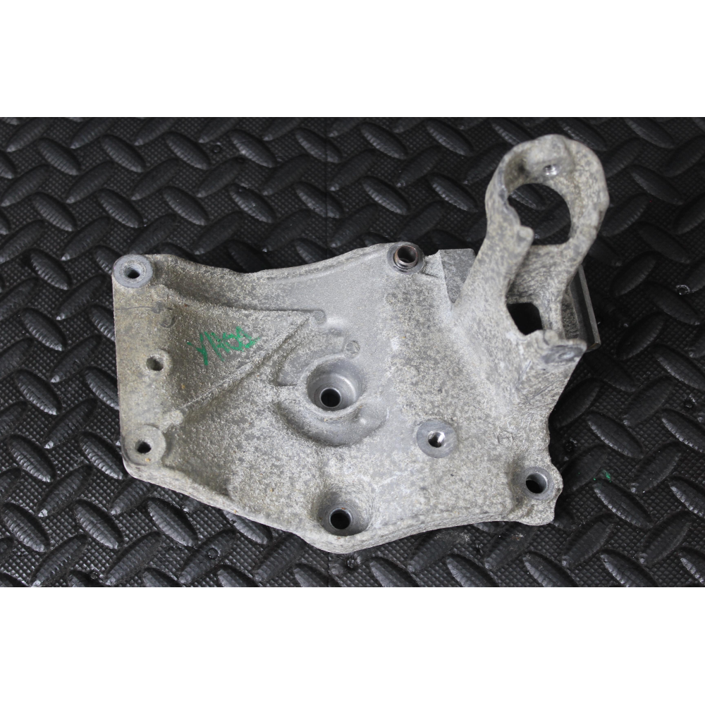 9823598480 SUPPORTO MOTORE COMPRESSORE CLIMA PEUGEOT 3008 SUV (2016 >) 1.5 BlueHDI 130 131CV 96KW YH01