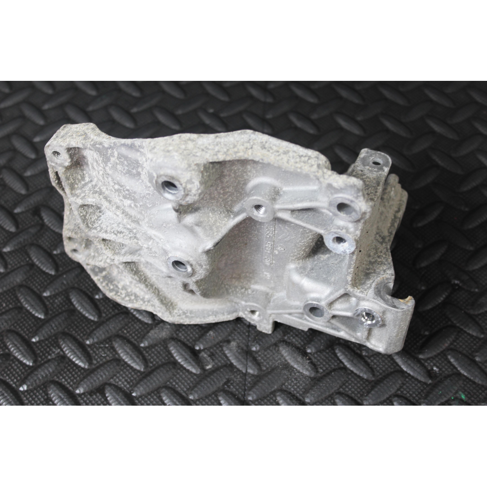 9823598480 SUPPORTO MOTORE COMPRESSORE CLIMA PEUGEOT 3008 SUV (2016 >) 1.5 BlueHDI 130 131CV 96KW YH01