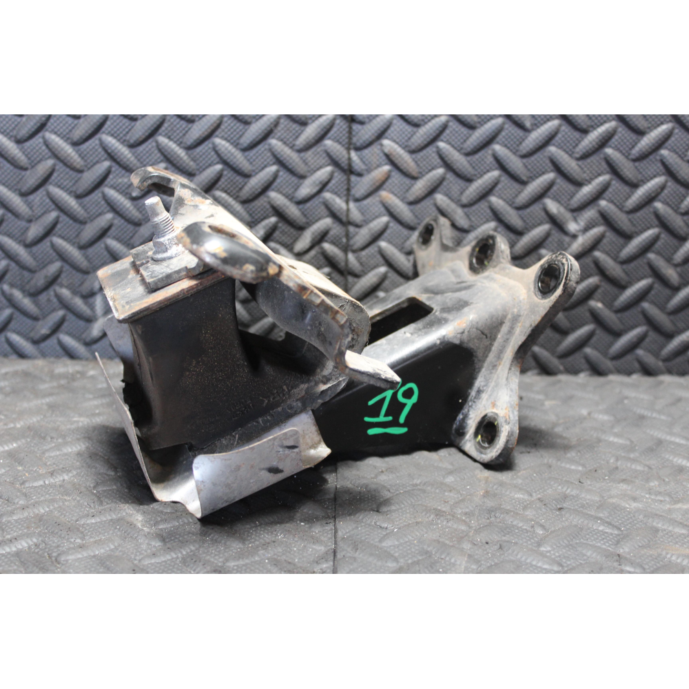 SUPPORTO MOTORE DESTRO NISSAN NAVARA (D23)(2015>) 2.3 DCI 2015 YS23C270