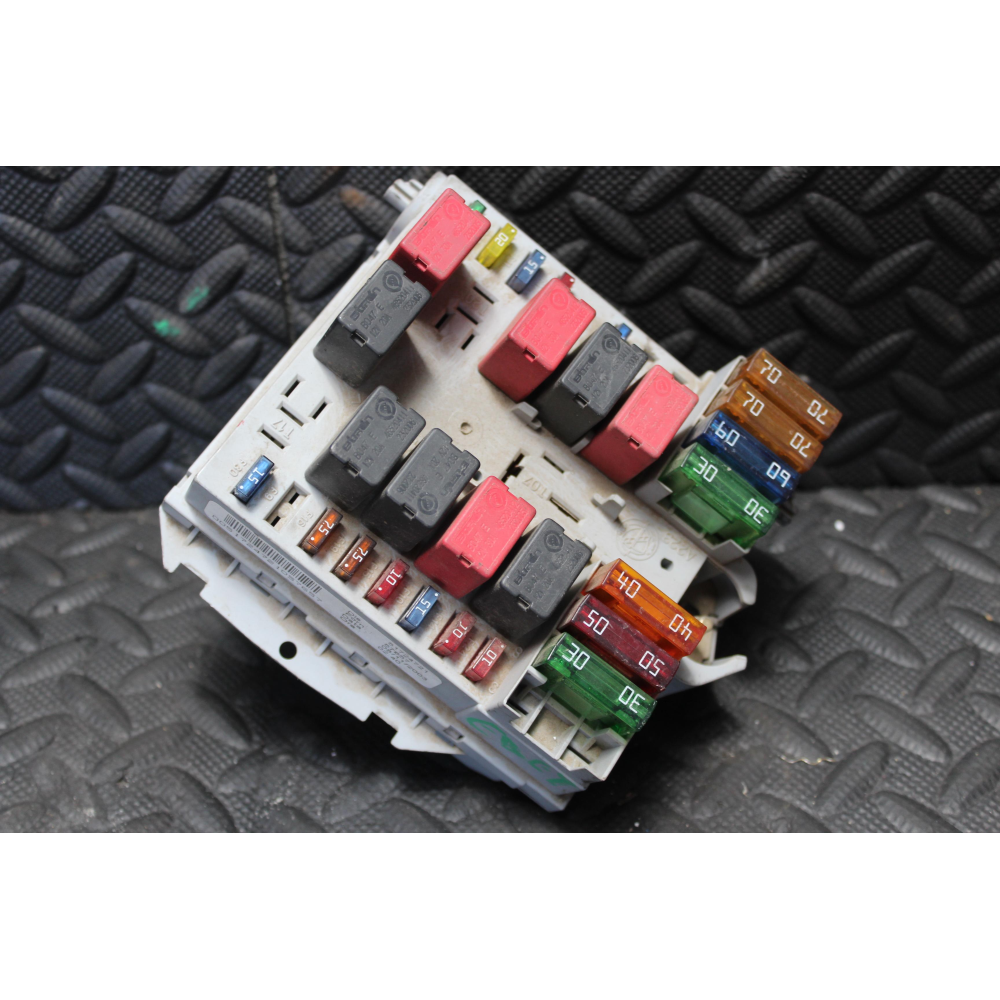 51724721 CENTRALINA SCATOLA PORTAFUSIBILI LANCIA YPSILON 2 (843)(2003-2011)