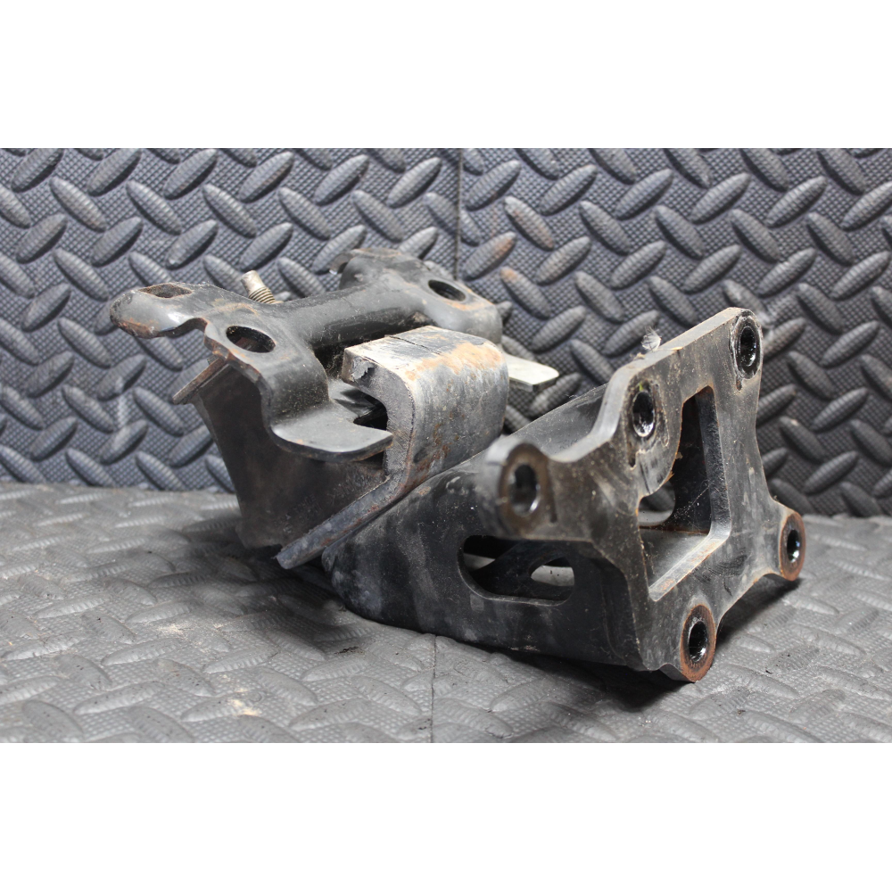 SUPPORTO MOTORE NISSAN NAVARA (D23)(2015>) 2.3 DCI 2015 YS23C270