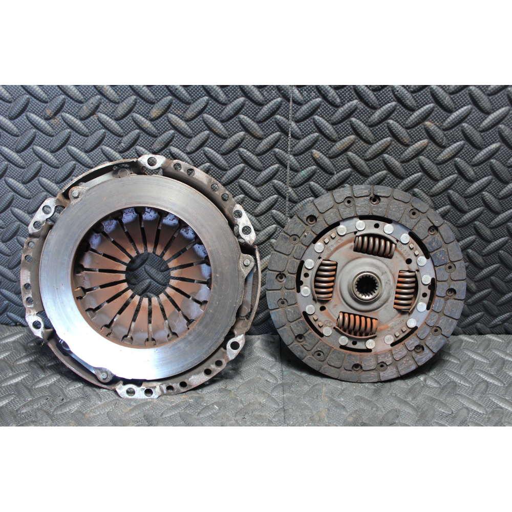 31250-0D240 KIT DISCO FRIZIONE SPINGIDISCO CITROEN PEUGEOT TOYOTA YARIS 1.0 1KR