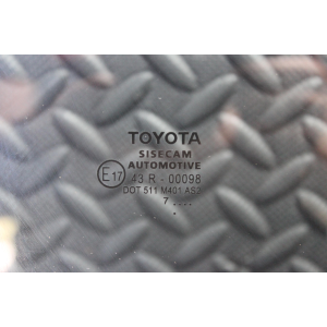 68101F4010 VETRO SCENDENTE PORTA ANTERIORE DESTRA TOYOTA C-HR (2016>)  