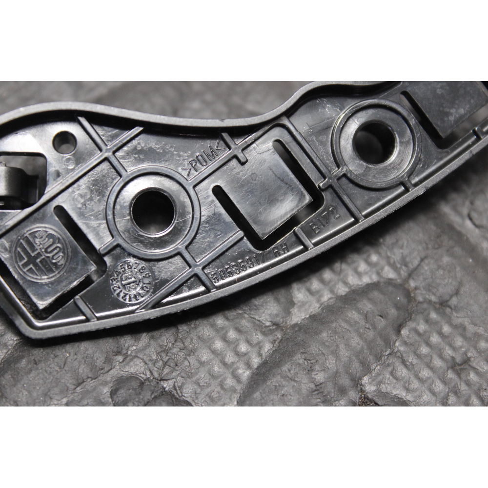 50549522 SUPPORTO PARAURTI ANTERIORE DESTRO ALFA ROMEO GIULIA 2 (952)(2015 >)