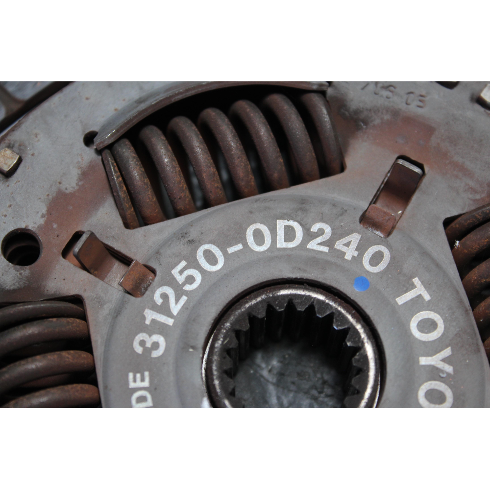 31250-0D240 KIT DISCO FRIZIONE SPINGIDISCO CITROEN PEUGEOT TOYOTA YARIS 1.0 1KR