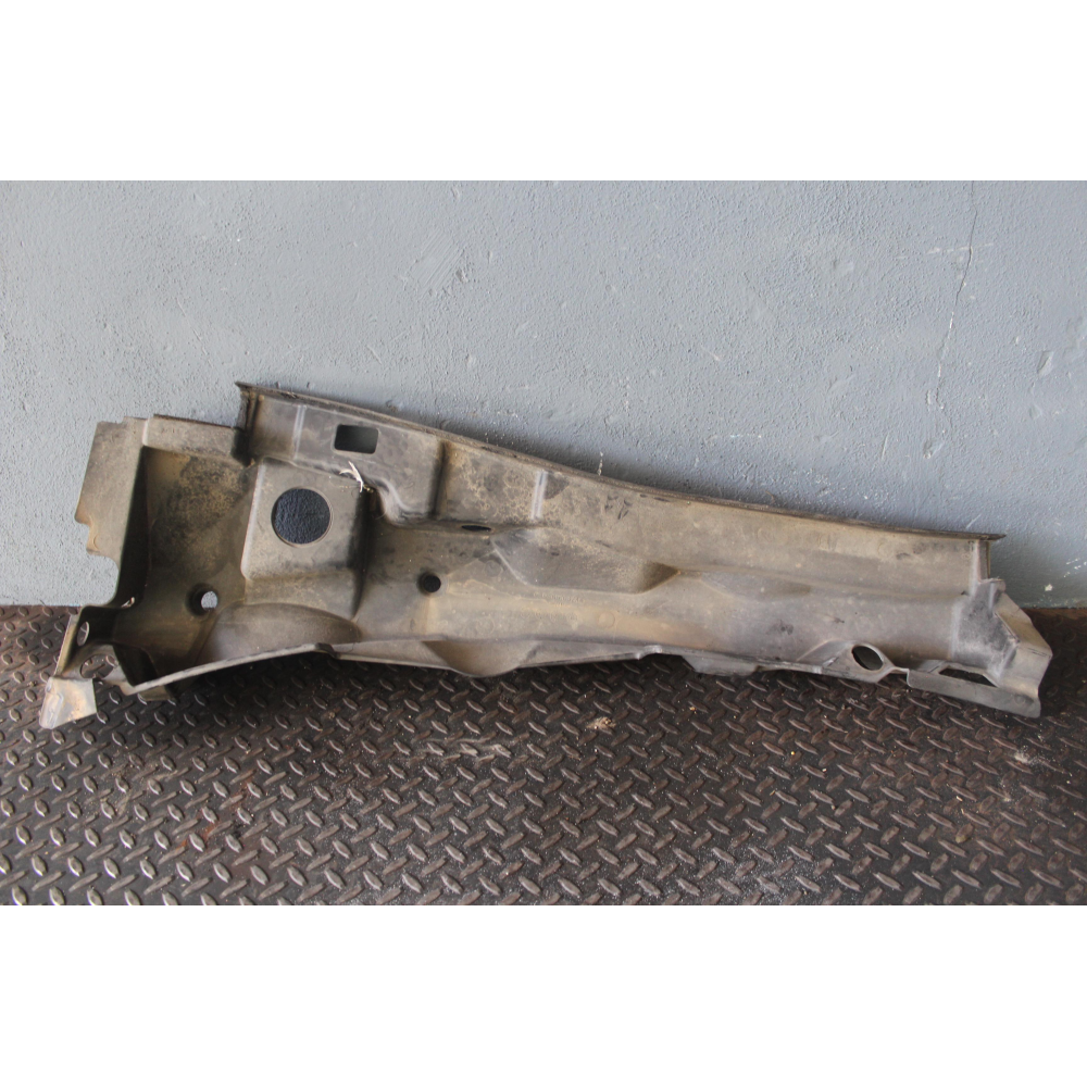 6808061037A COPERTURA INFERIORE MOTORINO TERGICRISTALLO LANCIA THEMA 2 (LX)(2011 >) 3.0D 239CV 176KW VM24D / EXF