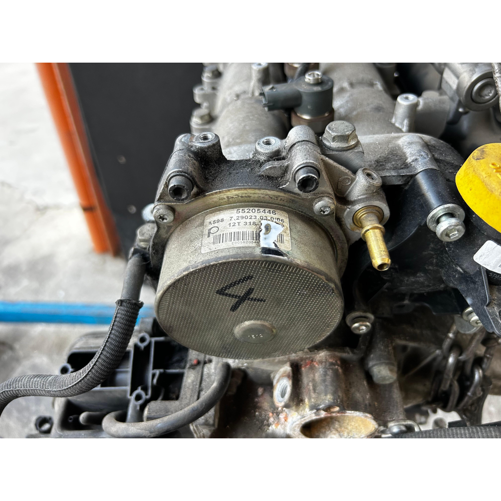 55205446 POMPA DEPRESSORE FRENI OPEL ZAFIRA TOURER C (P12)(2011 >) 2.0 CDTI 130CV 96KW A20DT