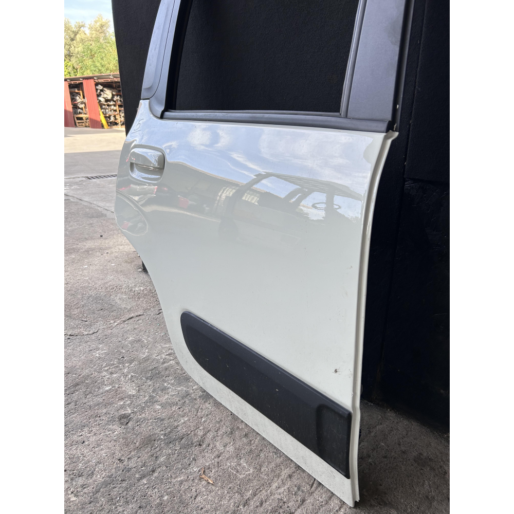 SPORTELLO PORTA PORTIERA POSTERIORE DX DESTRA CON FASCIONE FIAT PANDA 3 (312,319)(2012 >)