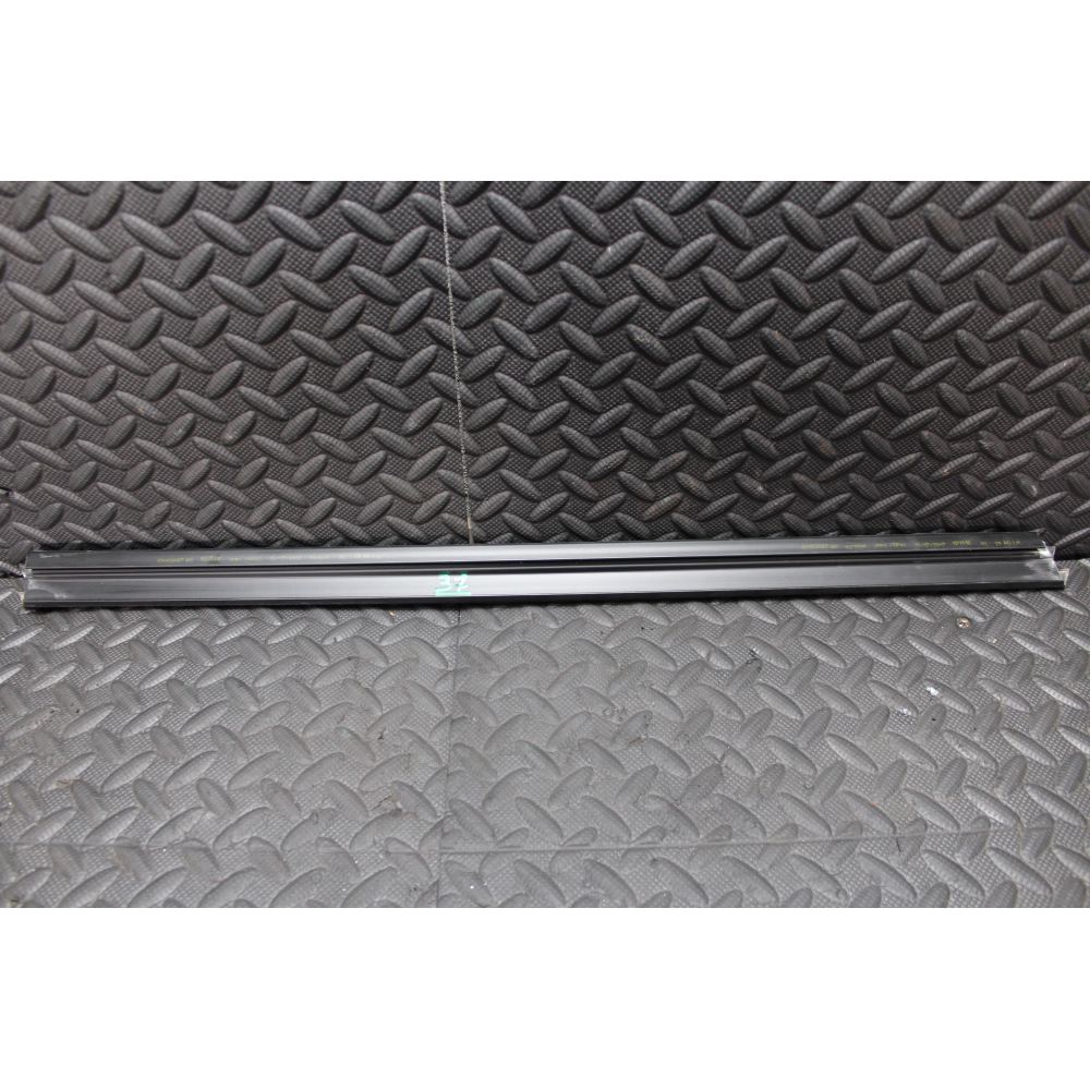 68103097AC RASCHIAVETRO INTERNO POSTERIORE SINISTRO JEEP CHEROKEE 5 (KL)(2013 >)