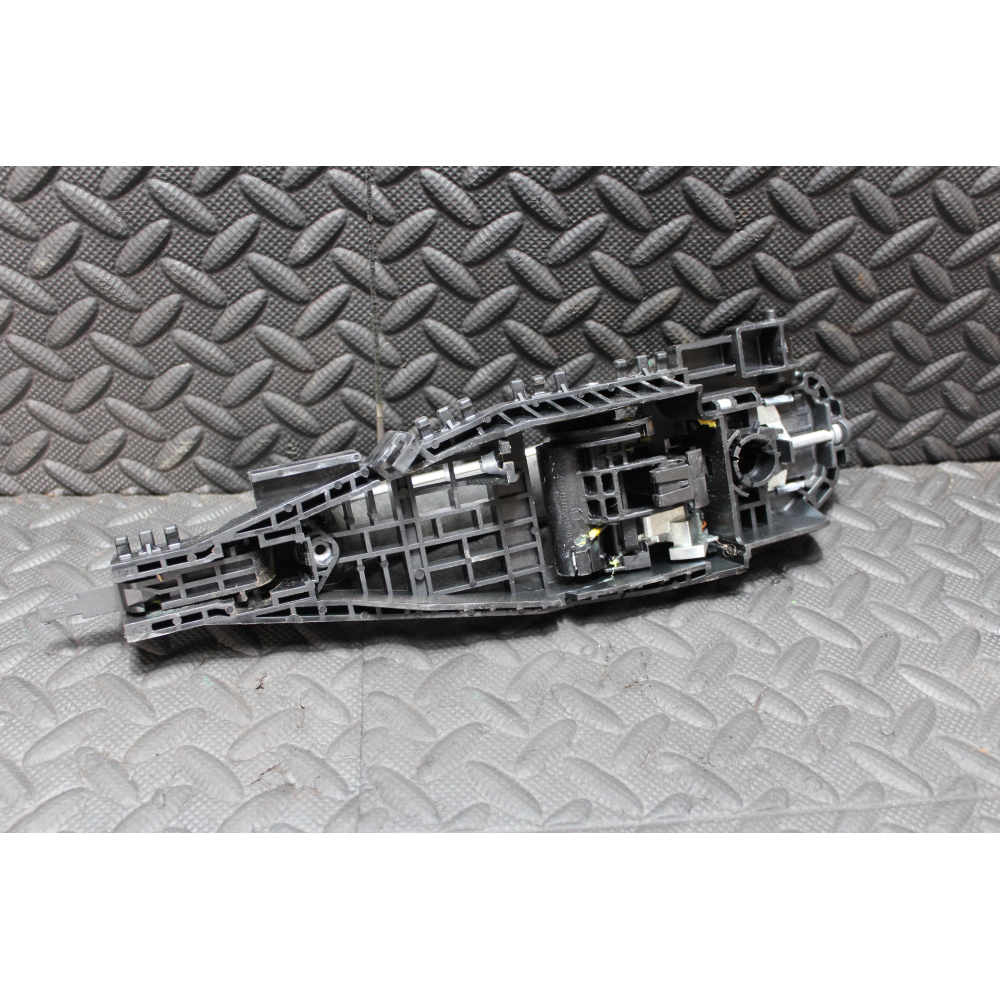 68082689AE MANIGLIA ESTERNA POSTERIORE SINISTRA JEEP CHEROKEE 5 (KL)(2013 >)