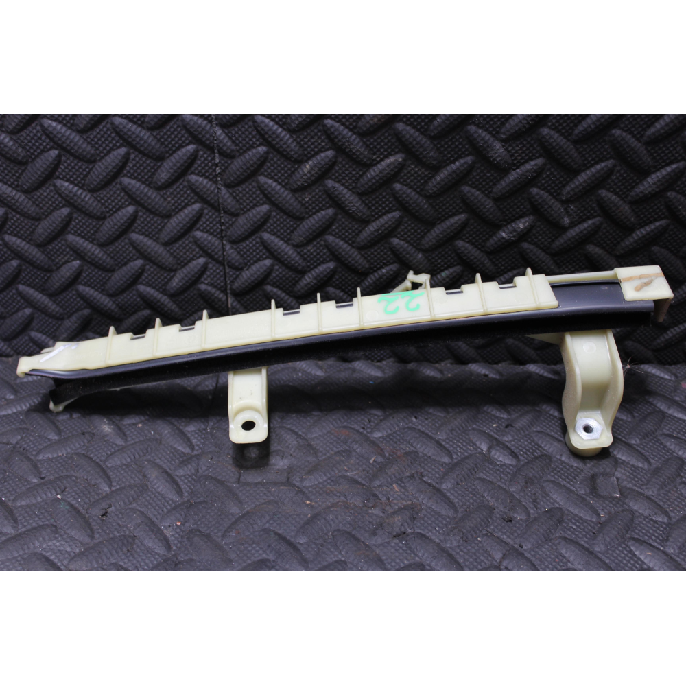GUIDA FINESTRINO PORTA POSTERIORE SINISTRA JEEP CHEROKEE 5 (KL)(2013 >) 2.2 CRD COD MOT; LAU61