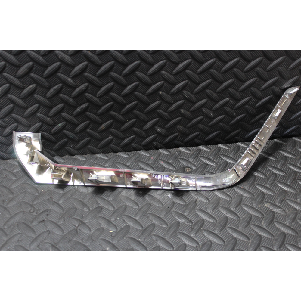 GEO037607 MODANATURA RIVESTIMENTO TUNNEL DESTRA CROMATA PEUGEOT 3008 SUV (2016 >) 2.0 BlueHDi 180 177CV 130KW AH01 // EHZ