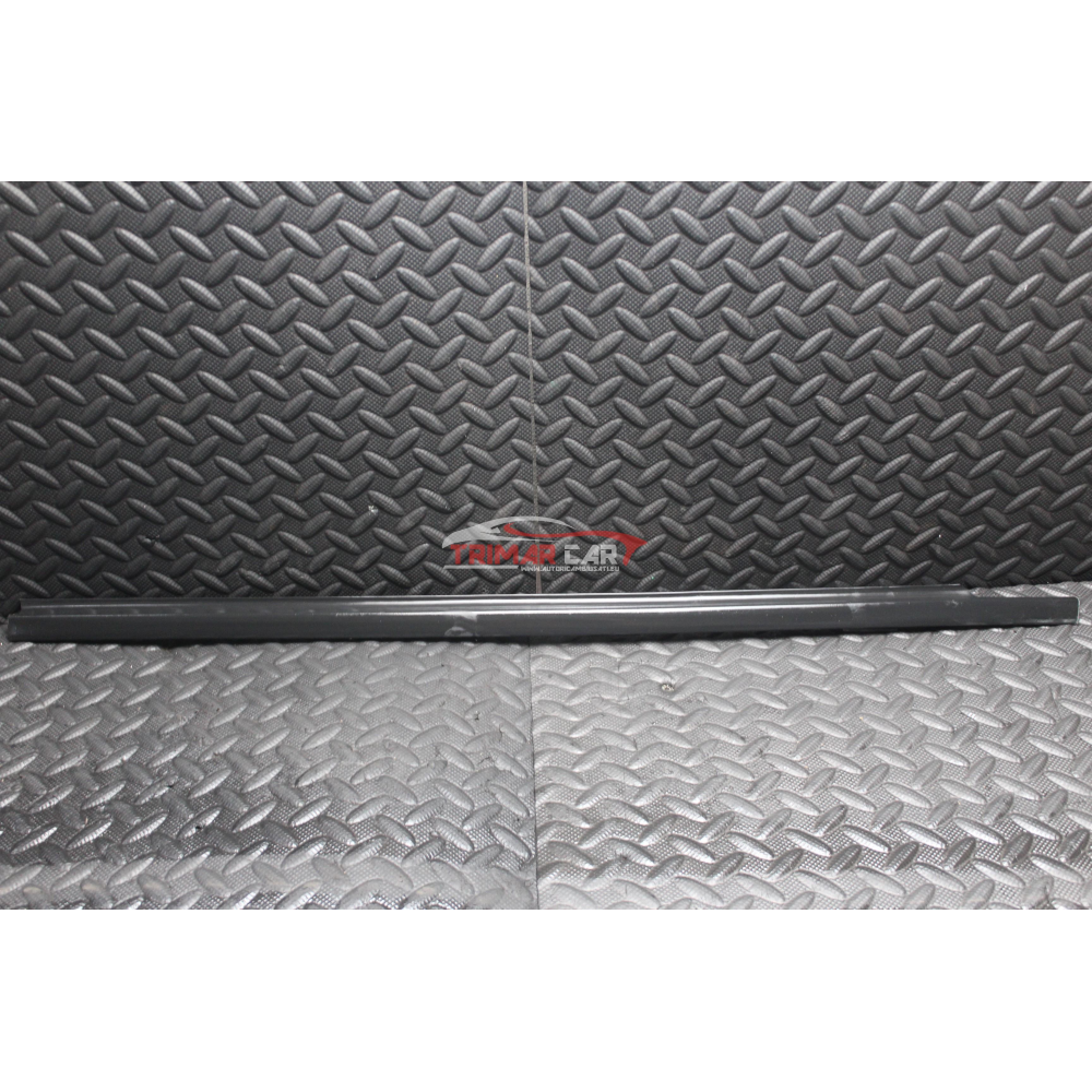 RASCHIAVETRO ESTERNO ANTERIORE SINISTRO FIAT PANDA 3 (312,319)(2012 >)