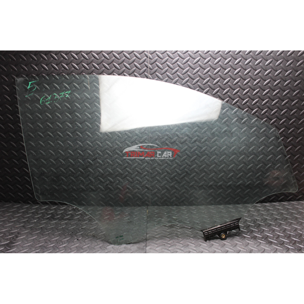 VETRO SCENDENTE PORTA ANTERIORE DESTRA HYUNDAI TUCSON (TL)(2015 >) 1.7 CRDI 141CV 104KW D4FD