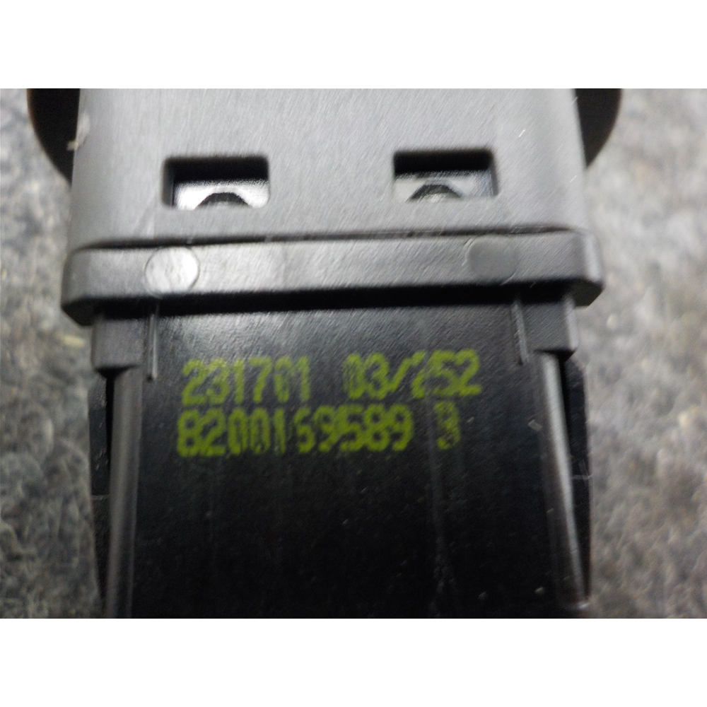INTERRUTTORE PULSANTE AIRBAG DX RENAULT SCENIC 2 (JM) [2003-2009] 8200169589B
