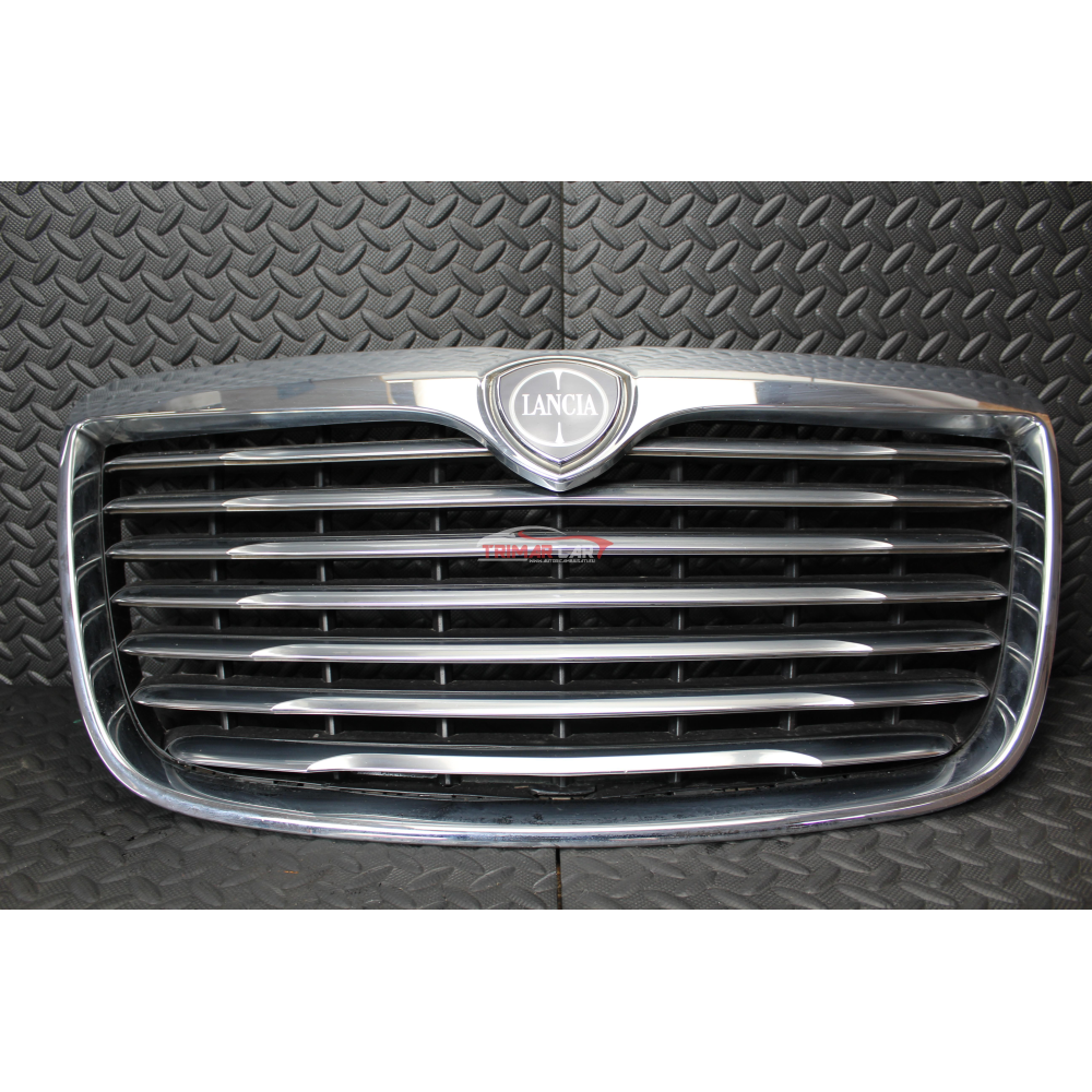68146910AA MASCHERINA GRIGLIA ANTERIORE LANCIA THEMA 2 (LX)(2011 IN POI) 3.0 D 239CV 176KW COD MOT; EXF