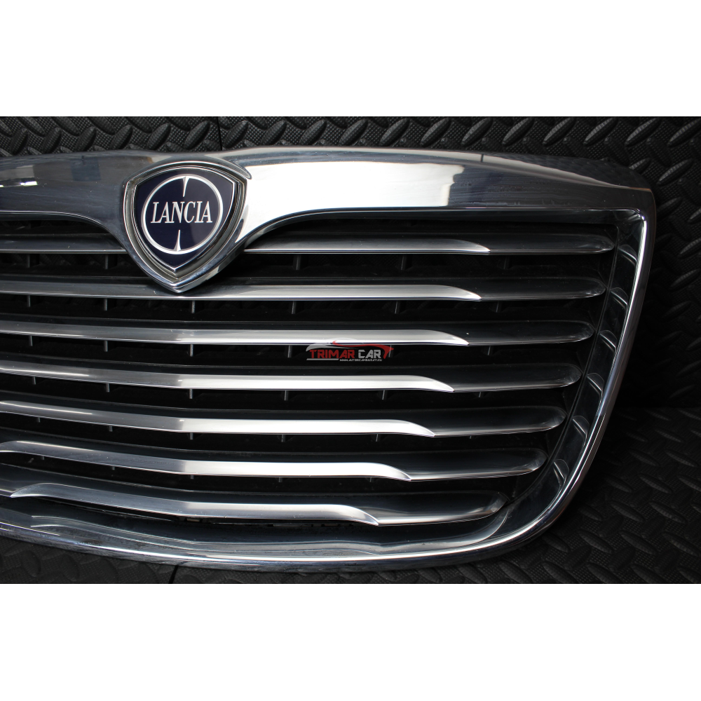 68146910AA MASCHERINA GRIGLIA ANTERIORE LANCIA THEMA 2 (LX)(2011 IN POI) 3.0 D 239CV 176KW COD MOT; EXF