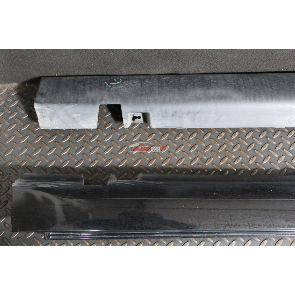 1LG57TZZAB 1LG56TZZAB COPPIA MINIGONNE SOTTOPORTA LATERALI LANCIA THEMA 2 (LX)(2011 IN POI) 3.0 D 239CV 176KW COD MOT. EXF