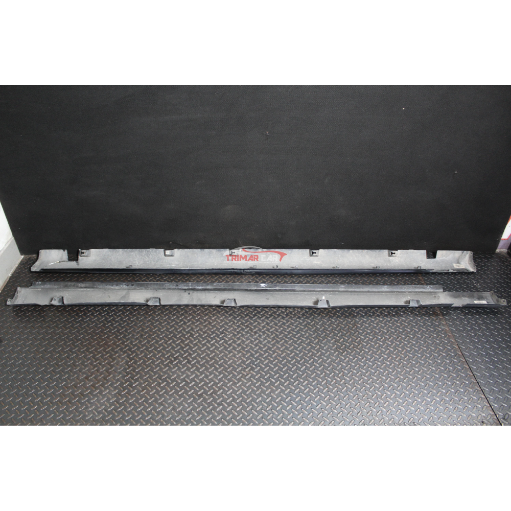 1LG57TZZAB 1LG56TZZAB COPPIA MINIGONNE SOTTOPORTA LATERALI LANCIA THEMA 2 (LX)(2011 IN POI) 3.0 D 239CV 176KW COD MOT. EXF