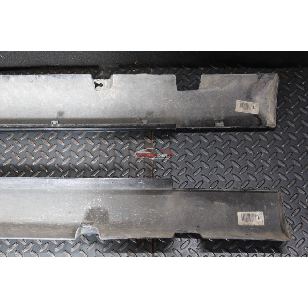 1LG57TZZAB 1LG56TZZAB COPPIA MINIGONNE SOTTOPORTA LATERALI LANCIA THEMA 2 (LX)(2011 IN POI) 3.0 D 239CV 176KW COD MOT. EXF