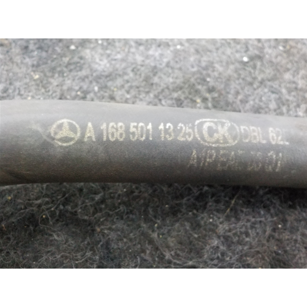 TUBO ACQUA RAFFREDDAMENTO RADIATORE MERCEDES CLASSE A (W168) (97-04) A1685011325