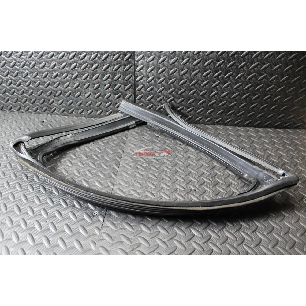 TELAIO FINESTRINO POSTERIORE DESTRO JEEP CHEROKEE 5 (KL)(2013 >)