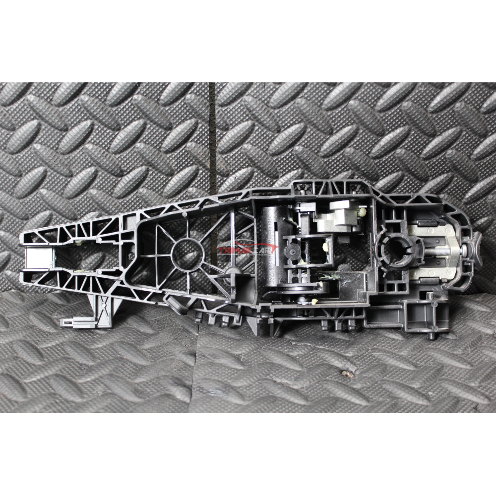 52065129 SUPPORTO MANIGLIA ESTERNA ANTERIORE DESTRA FIAT 500X (334)(2014 >)