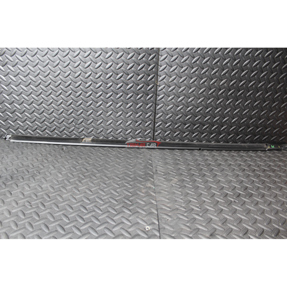 51936594 RASCHIAVETRO ESTERNO ANTERIORE DESTRO FIAT 500X (334)(2014 >)