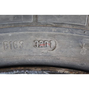 R15 CERCHIO SINGOLO IN FERRO +GOMMA PIRELLI 195/70 R15C FORD TRANSIT (E)(1994-2000)