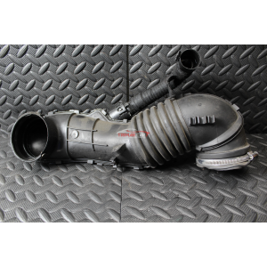 13717804846 TUBO MANICOTTO ASPIRAZIONE ARIA SX BMW SERIE 1 (E81)(2006-2011) 120D