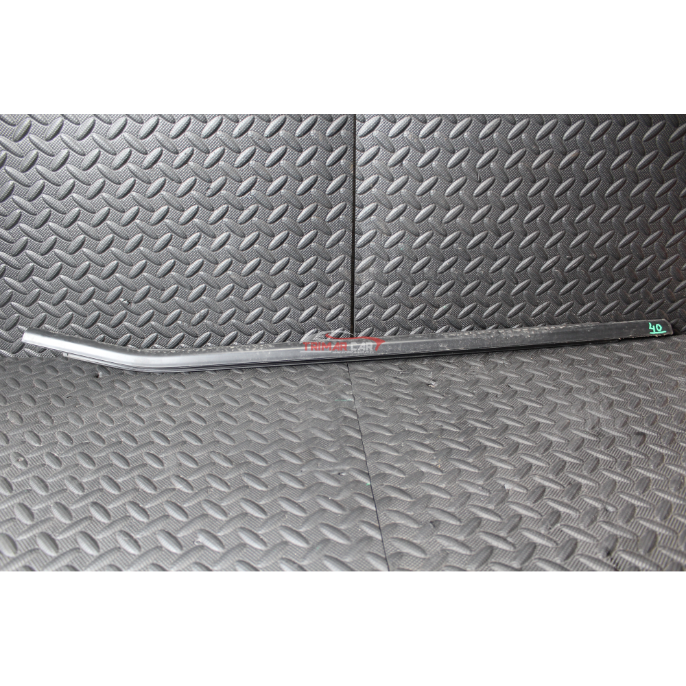 YQ00168280 39126277 RASCHIAVETRO ESTERNO POSTERIORE DESTRO CITROEN C3 AIRCROSS II 2 (2017 >)