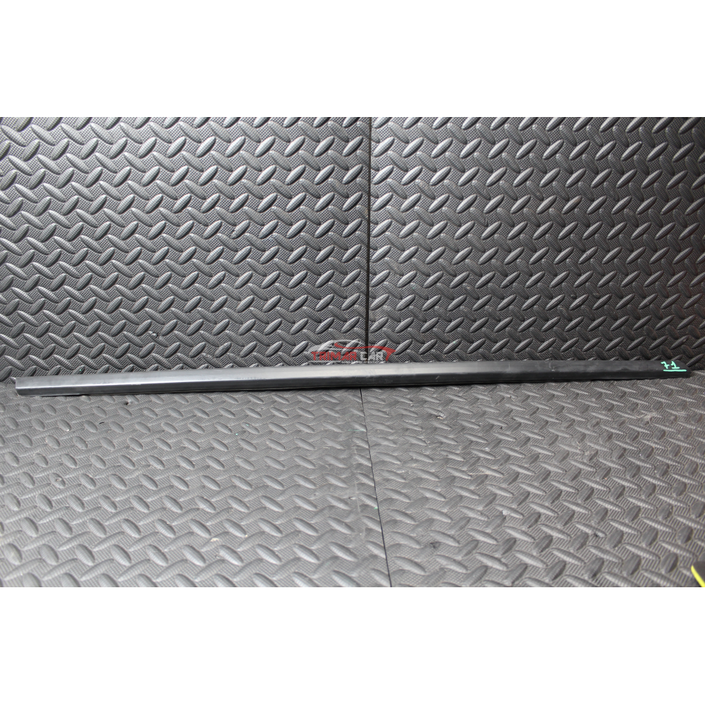 RASCHIAVETRO ESTERNO POSTERIORE DESTRO FIAT 500X (334)(2014 >)