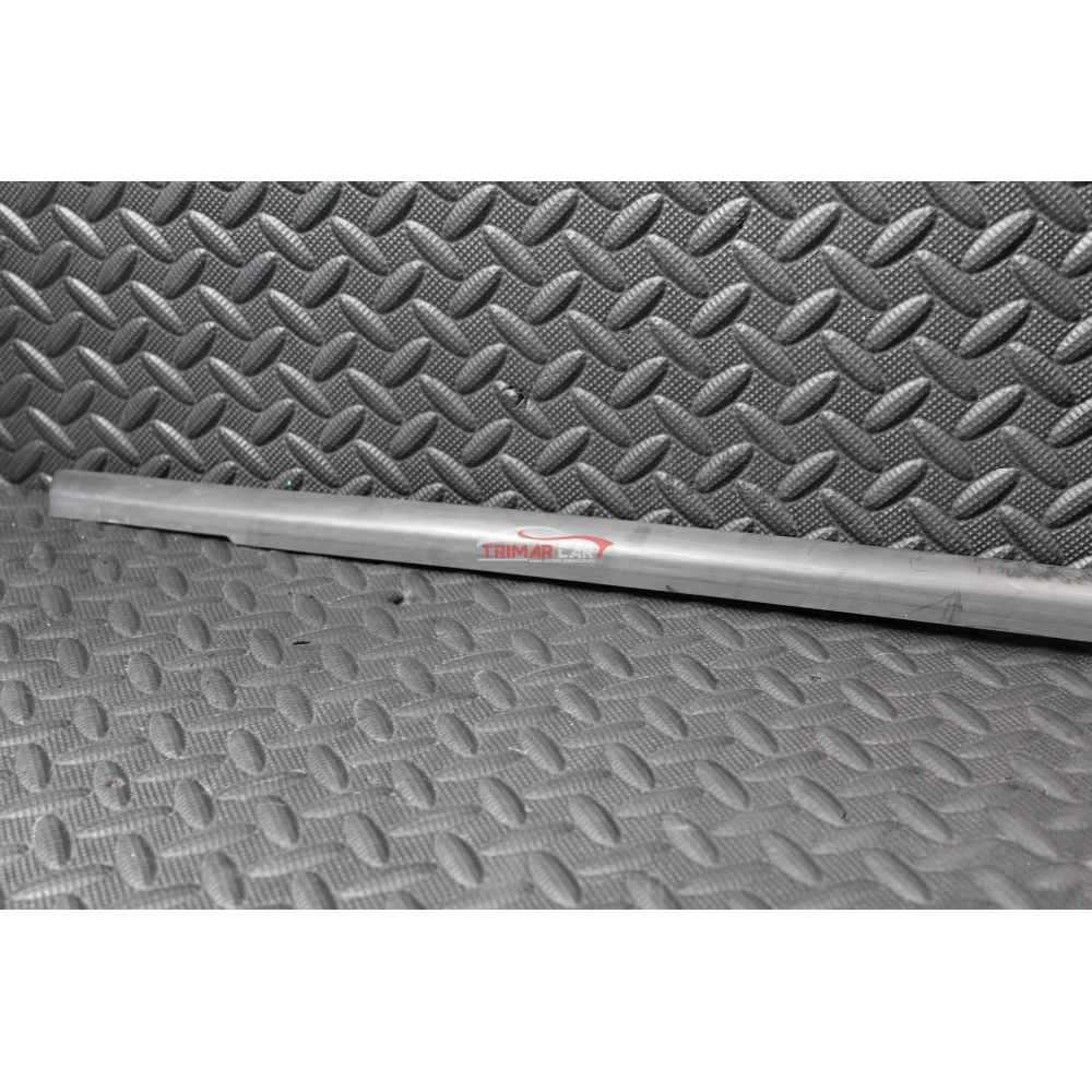 POSS COD 52015772 RASCHIAVETRO ESTERNO POSTERIORE DESTRO FIAT 500L (351,352)(2012 >)