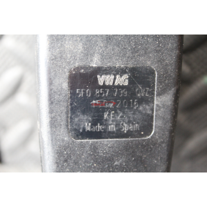 5F0857739QVZ AGGANCIO CINTURA SICUREZZA POSTERIORE CENTRALE SEAT LEON (5F1)(2012 >) 1.6TDI 81KW 110CV CXXB