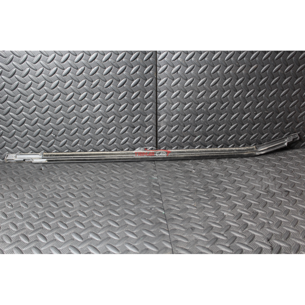 YQ00168280 39126277 RASCHIAVETRO ESTERNO POSTERIORE DESTRO CITROEN C3 AIRCROSS II 2 (2017 >)