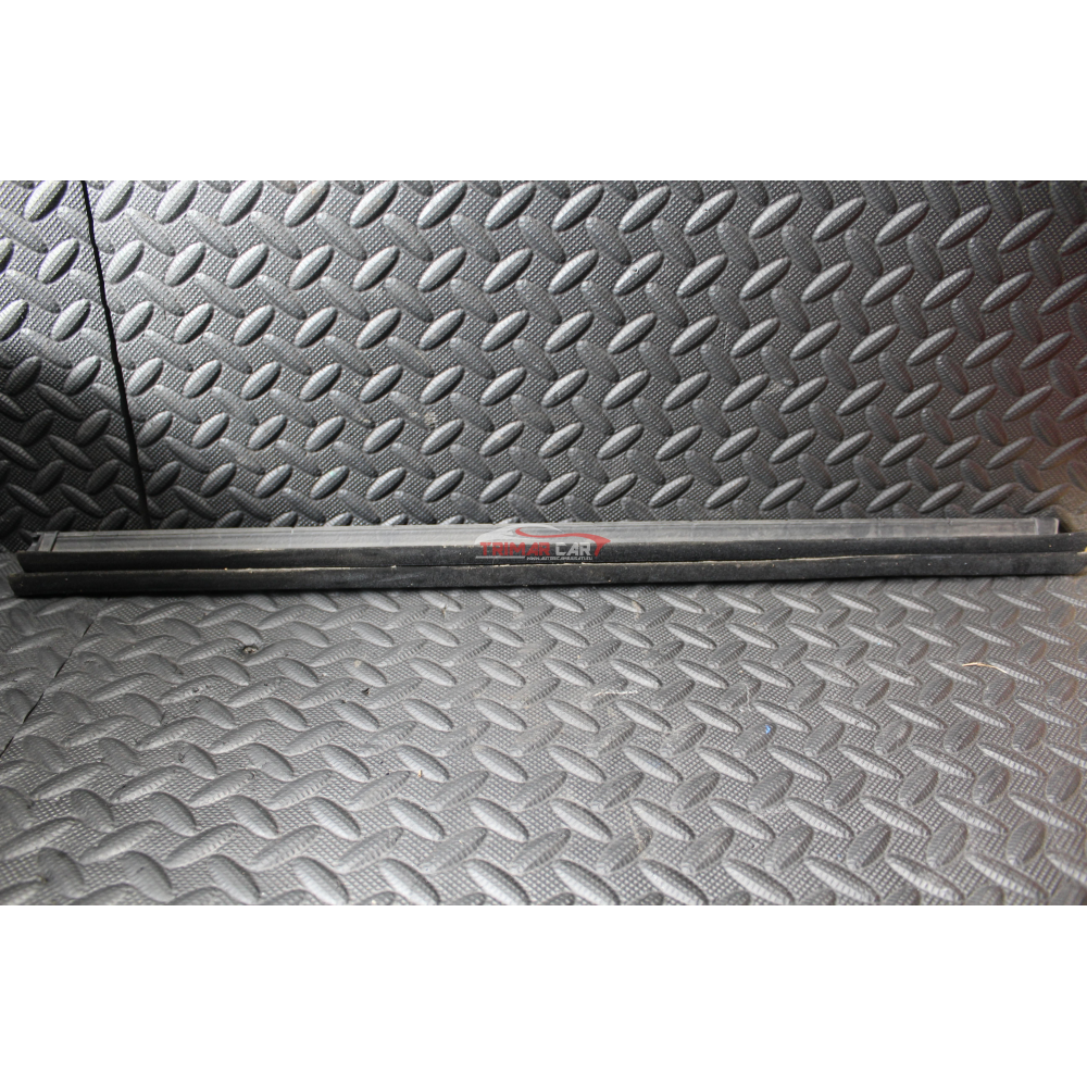 9673108280 RASCHIAVETRO INTERNO ANTERIORE SINISTRO PEUGEOT 2008 (CU)(2014) 2013>