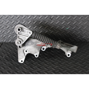 49120-67J00-000 SUPPORTO POMPA SERVOSTERZO SUZUKI GRAND VITARA 2 II (JT,TE,TD)(05-15) 1.9DCI F9Q