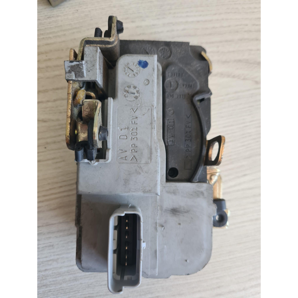 SERRATURA SPORTELLO ANTERIORE DESTRA PEUGEOT 206 (2A/C)(1998-2009) 6PIN